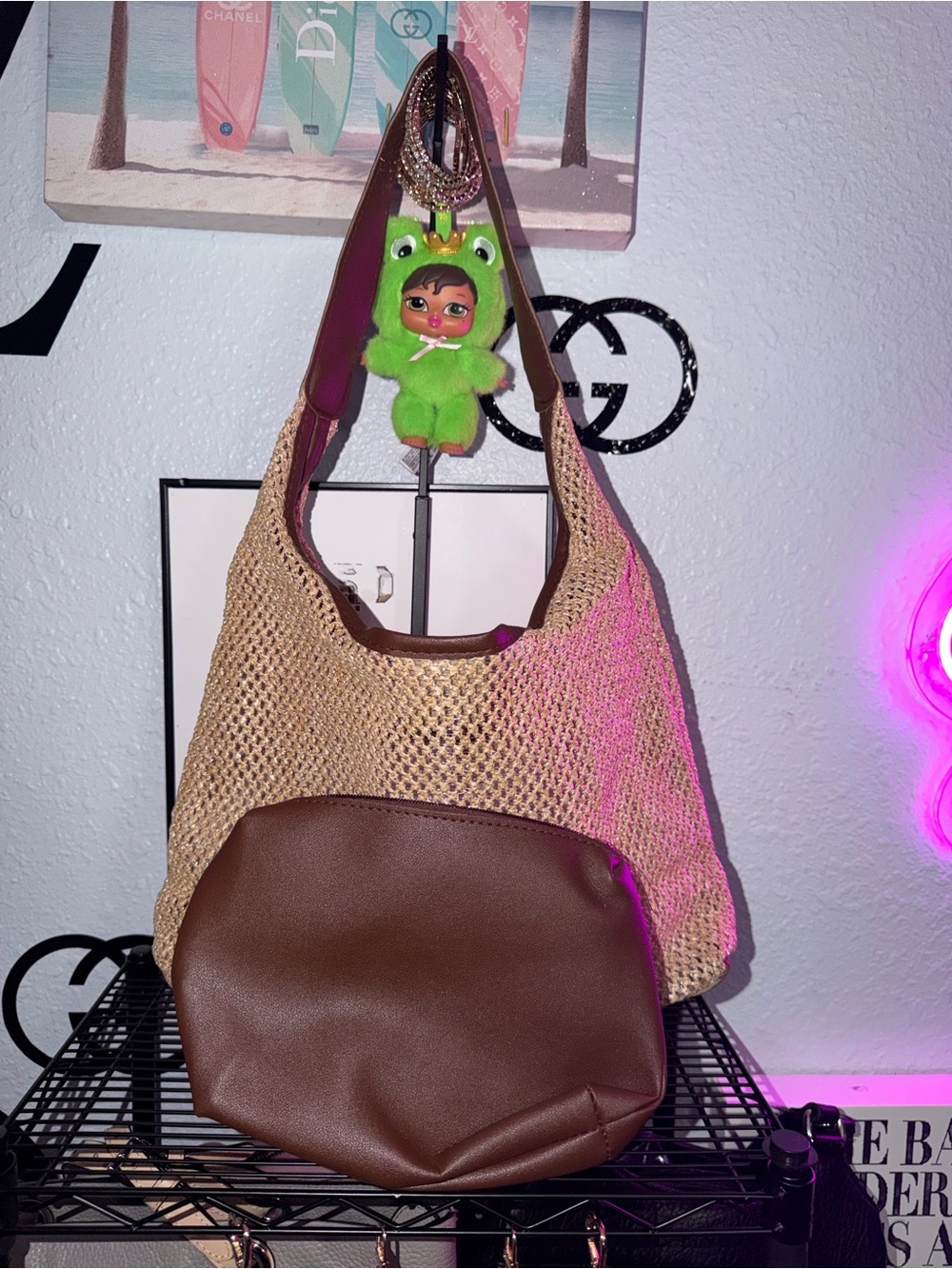 Accent Woven Shoulder Bag with Removable Pouch - GREAT BEACH BAG!!! - Picture 3 of 9